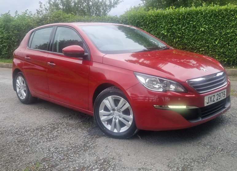 PEUGEOT 308