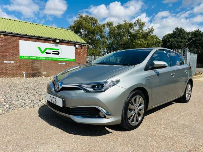 1.8 VVT-h Excel Hatchback 5dr Petrol Hybrid CVT Eu