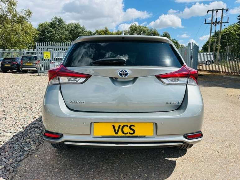 1.8 VVT-h Excel Hatchback 5dr Petrol Hybrid CVT Eu