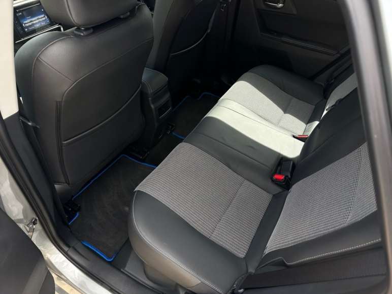 1.8 VVT-h Excel Hatchback 5dr Petrol Hybrid CVT Eu