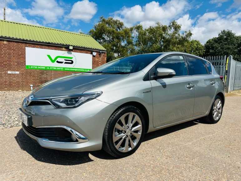 1.8 VVT-h Excel Hatchback 5dr Petrol Hybrid CVT Eu