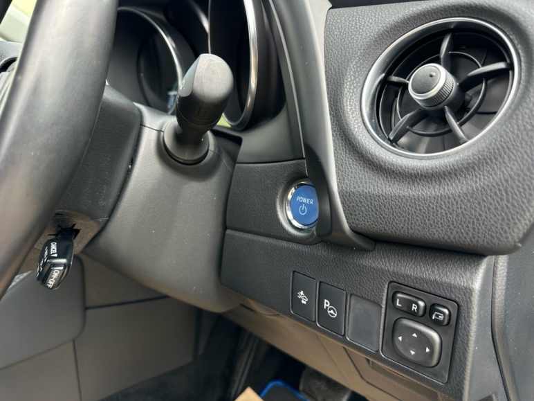 1.8 VVT-h Excel Hatchback 5dr Petrol Hybrid CVT Eu