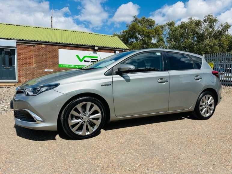1.8 VVT-h Excel Hatchback 5dr Petrol Hybrid CVT Eu