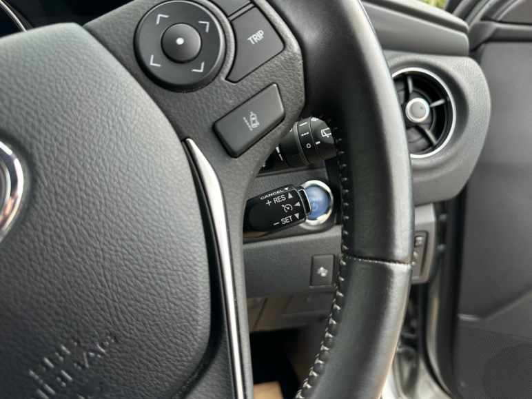 1.8 VVT-h Excel Hatchback 5dr Petrol Hybrid CVT Eu
