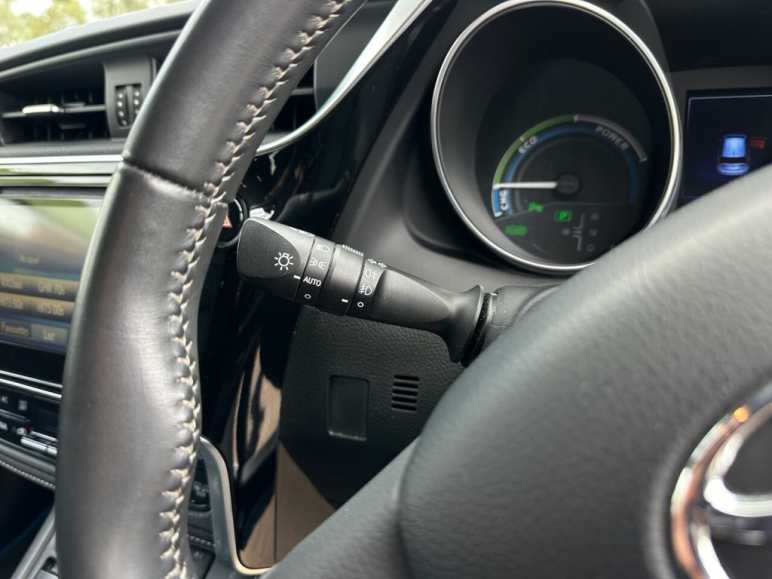 1.8 VVT-h Excel Hatchback 5dr Petrol Hybrid CVT Eu