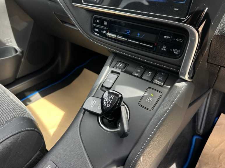 1.8 VVT-h Excel Hatchback 5dr Petrol Hybrid CVT Eu