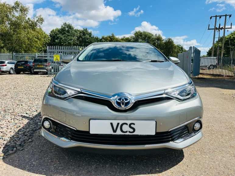 1.8 VVT-h Excel Hatchback 5dr Petrol Hybrid CVT Eu