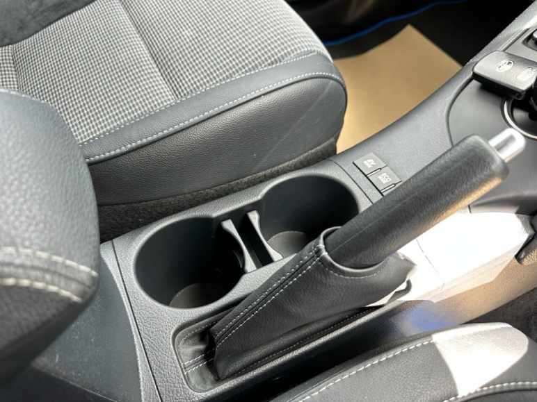 1.8 VVT-h Excel Hatchback 5dr Petrol Hybrid CVT Eu