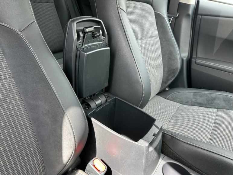 1.8 VVT-h Excel Hatchback 5dr Petrol Hybrid CVT Eu