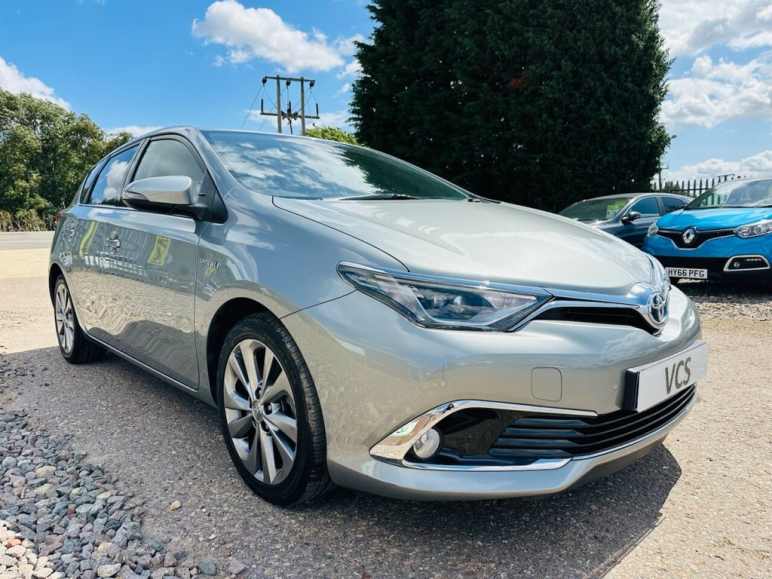 1.8 VVT-h Excel Hatchback 5dr Petrol Hybrid CVT Eu