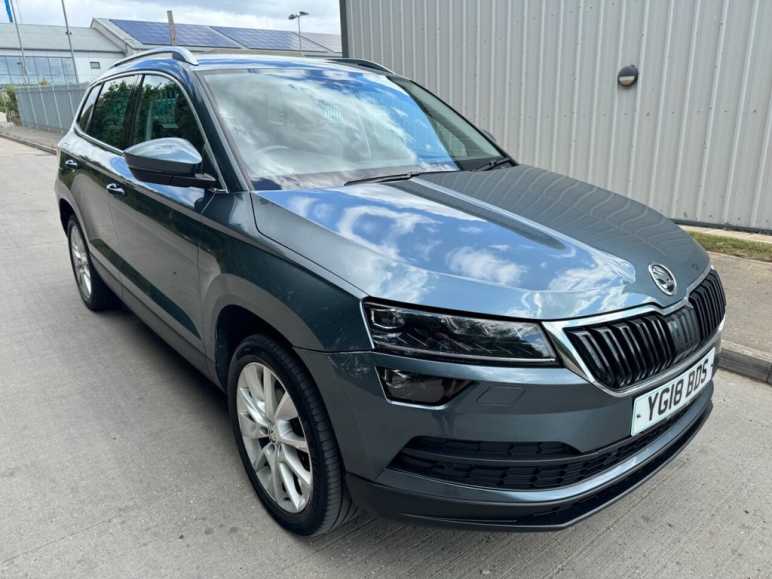 SKODA KAROQ