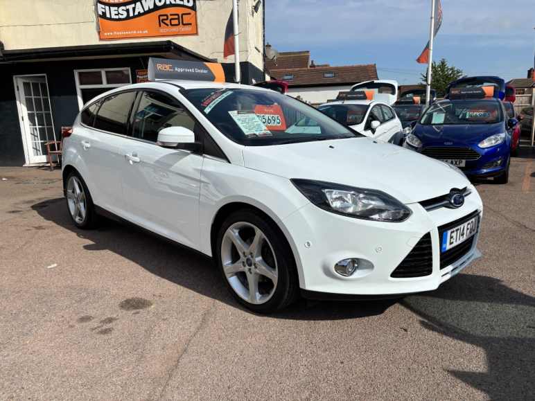 FORD FOCUS