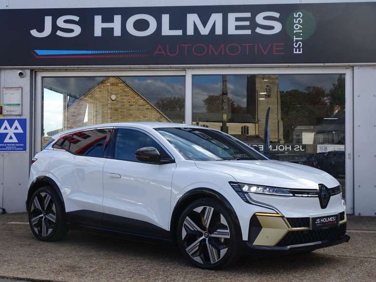 RENAULT MEGANE E-TECH