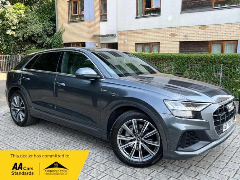 Audi Q8