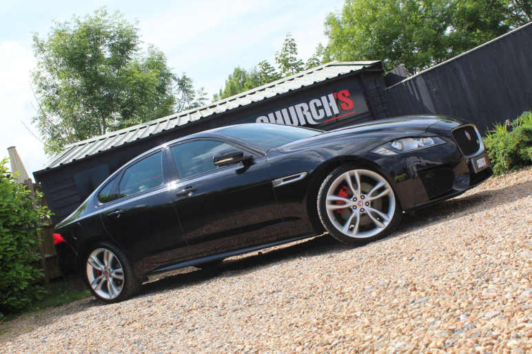 JAGUAR XF
