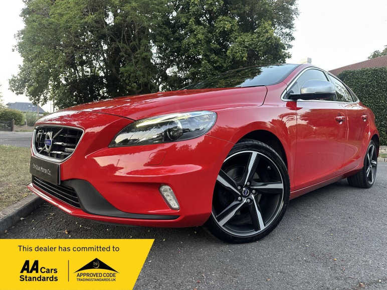 VOLVO V40