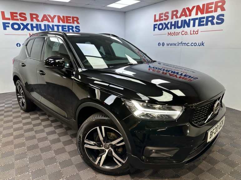 VOLVO XC40