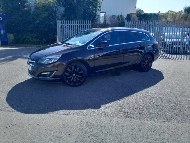 VAUXHALL ASTRA
