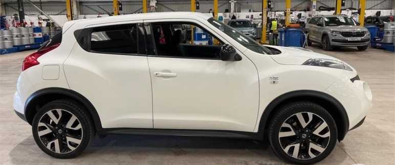 NISSAN JUKE