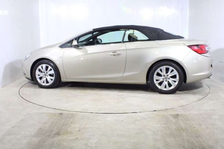 1.4T SE Convertible 2dr Petrol Manual Euro 5 (s/s)
