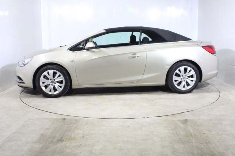 1.4T SE Convertible 2dr Petrol Manual Euro 5 (s/s)