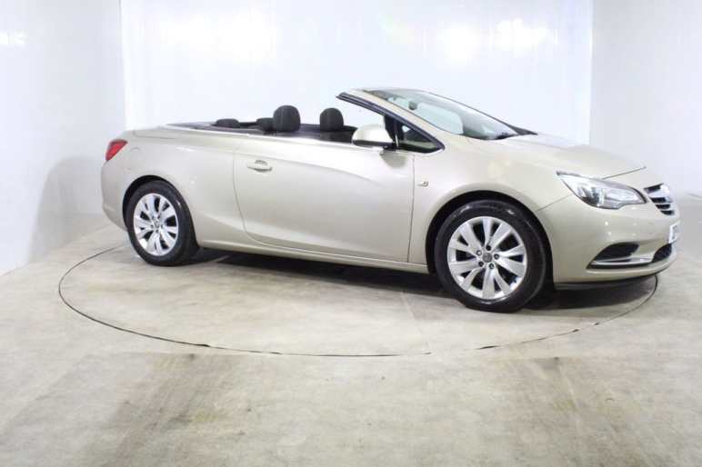 1.4T SE Convertible 2dr Petrol Manual Euro 5 (s/s)