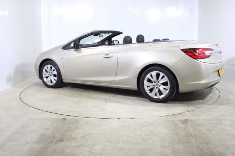 1.4T SE Convertible 2dr Petrol Manual Euro 5 (s/s)
