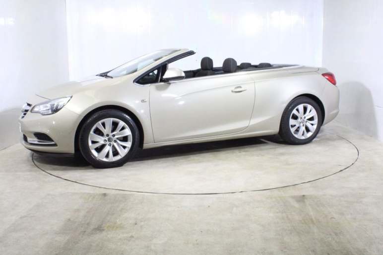 1.4T SE Convertible 2dr Petrol Manual Euro 5 (s/s)