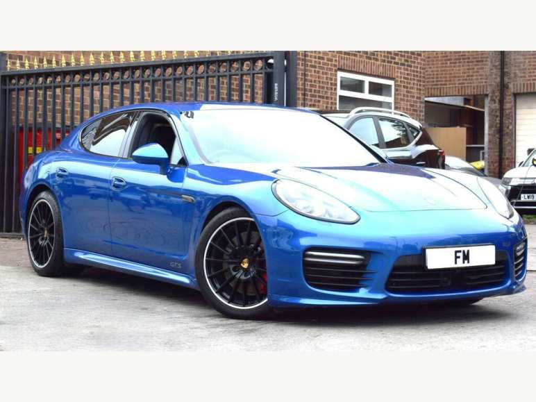 PORSCHE PANAMERA