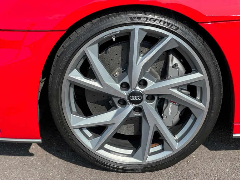5.2 FSI V10 Performance Spyder S Tronic quattro Eu