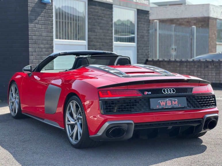 5.2 FSI V10 Performance Spyder S Tronic quattro Eu