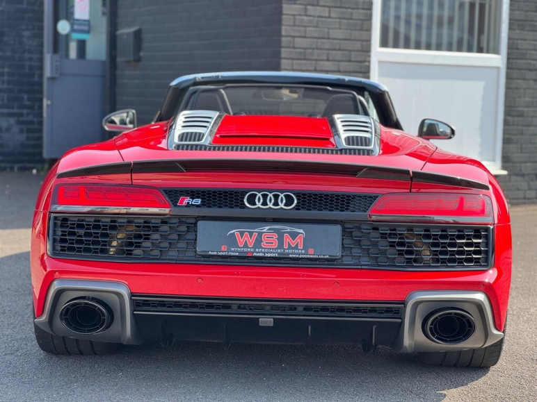 5.2 FSI V10 Performance Spyder S Tronic quattro Eu