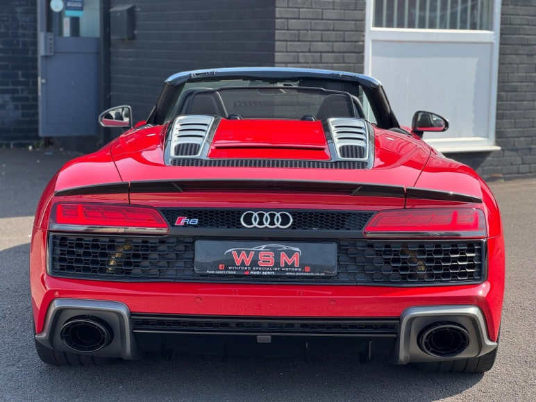5.2 FSI V10 Performance Spyder S Tronic quattro Eu