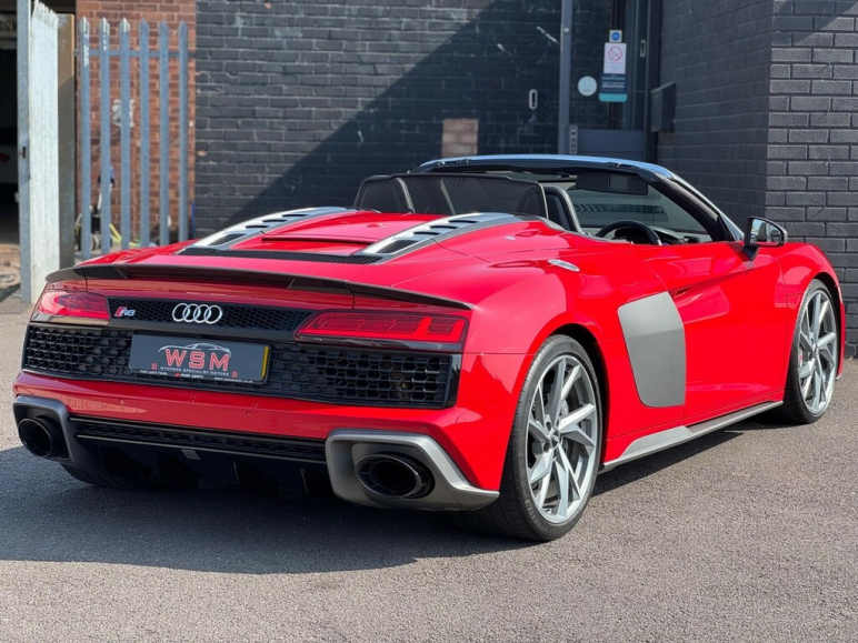 5.2 FSI V10 Performance Spyder S Tronic quattro Eu