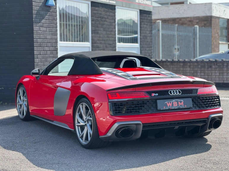 5.2 FSI V10 Performance Spyder S Tronic quattro Eu