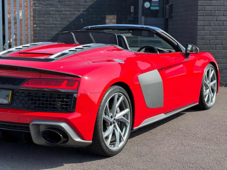 5.2 FSI V10 Performance Spyder S Tronic quattro Eu
