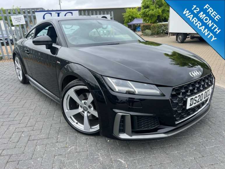 AUDI TT
