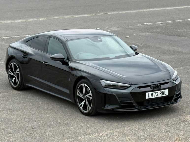 AUDI E-TRON GT