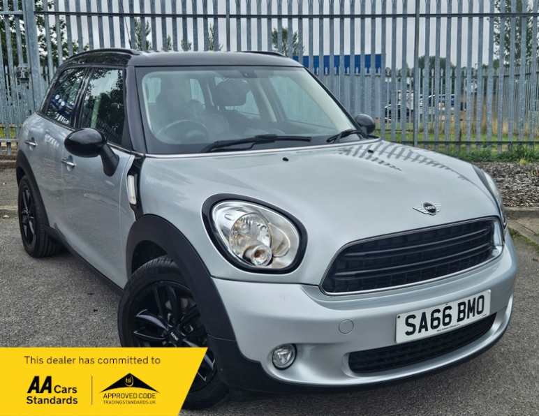 MINI COUNTRYMAN