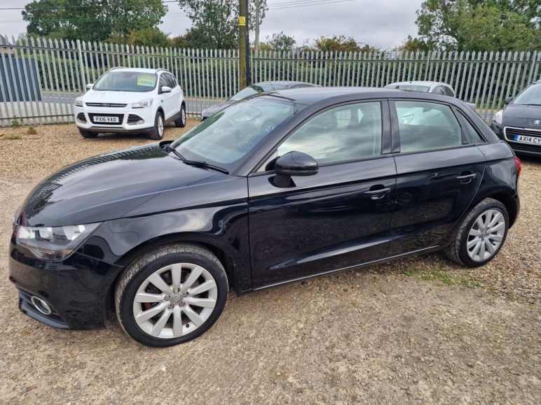 AUDI A1
