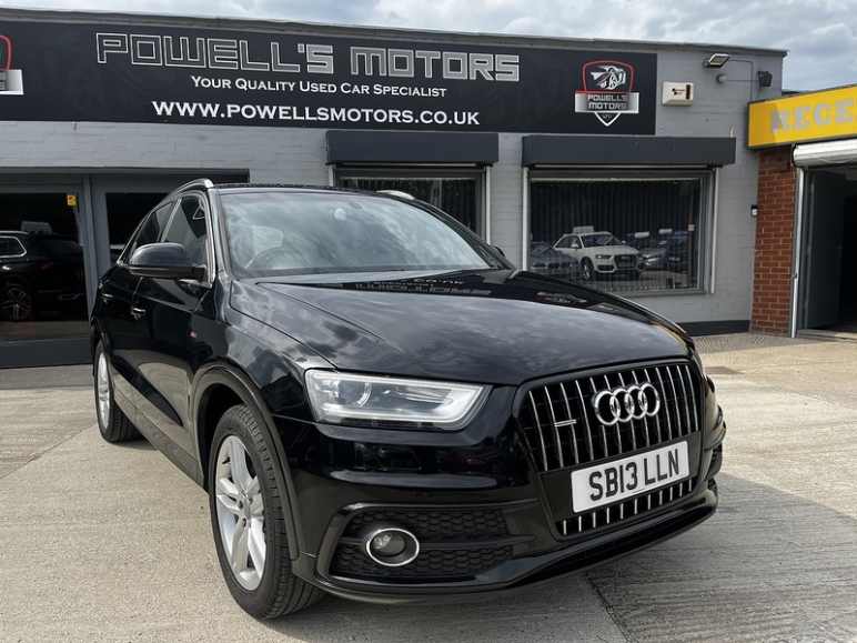 AUDI Q3