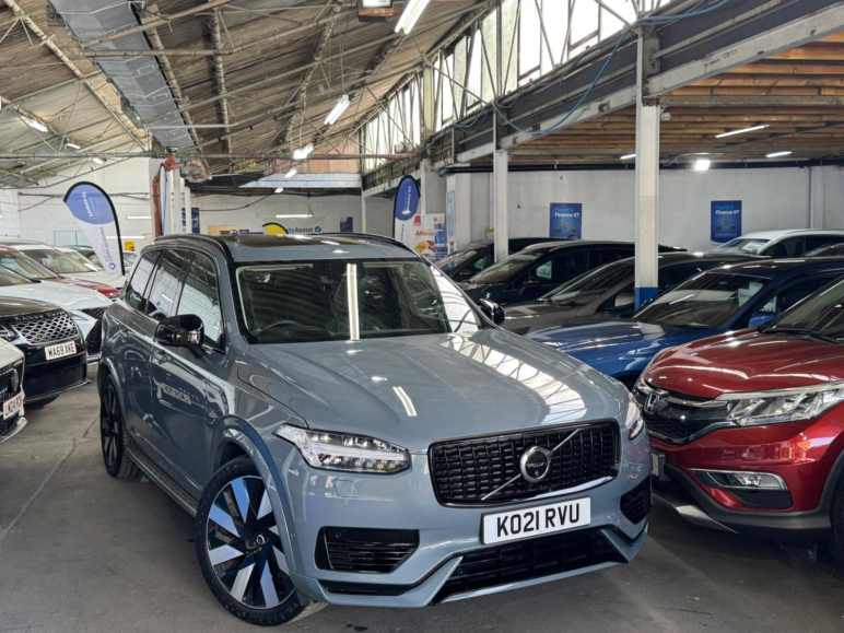 VOLVO XC90