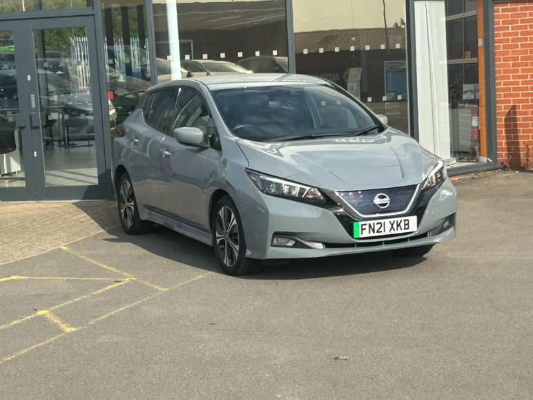 NISSAN LEAF