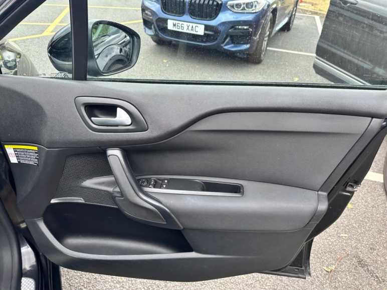 2.0 HDi DStyle Hatchback 5dr Diesel Manual Euro 5
