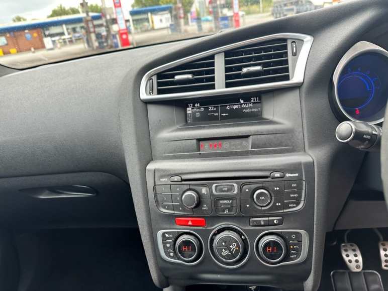 2.0 HDi DStyle Hatchback 5dr Diesel Manual Euro 5