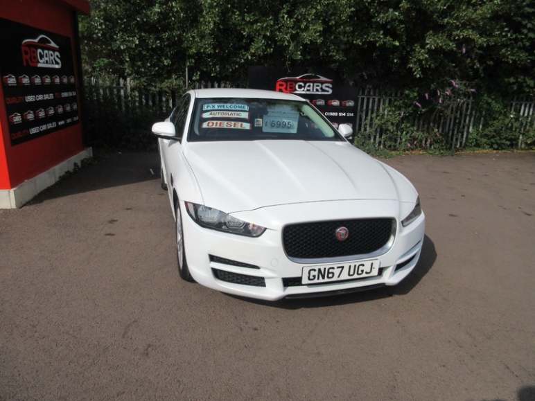 Jaguar Xe