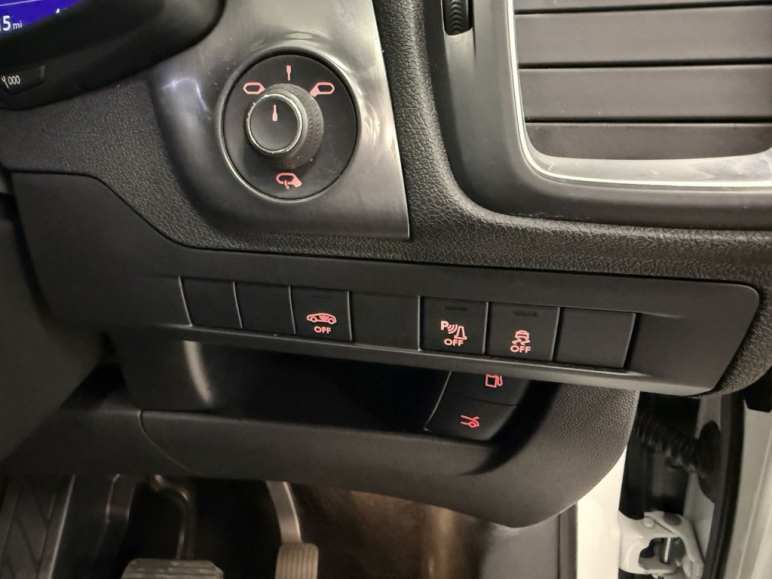 2.0 HDi DSport Hatchback 5dr Diesel Auto Euro 5 (1