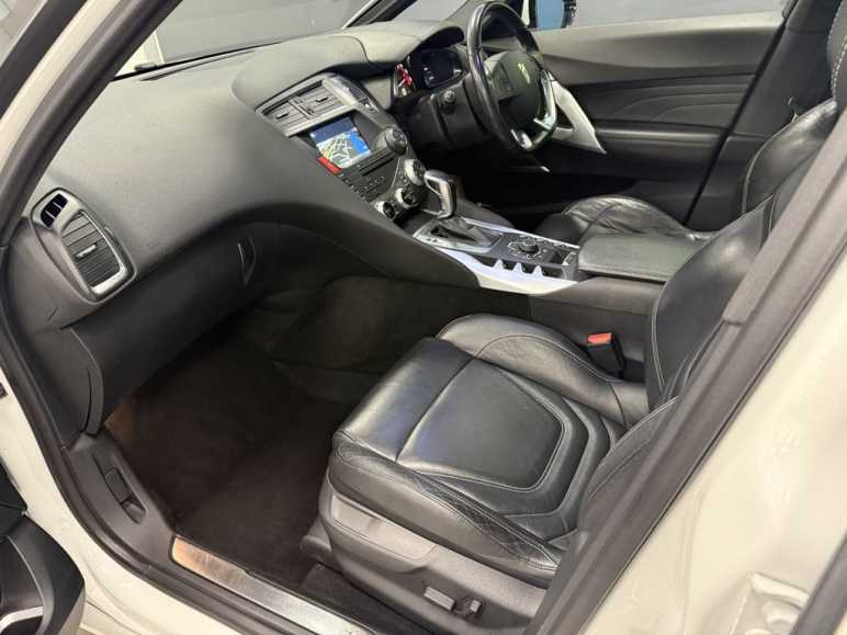 2.0 HDi DSport Hatchback 5dr Diesel Auto Euro 5 (1
