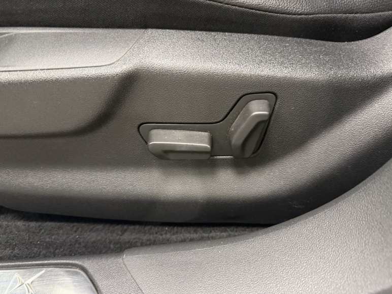 2.0 HDi DSport Hatchback 5dr Diesel Auto Euro 5 (1