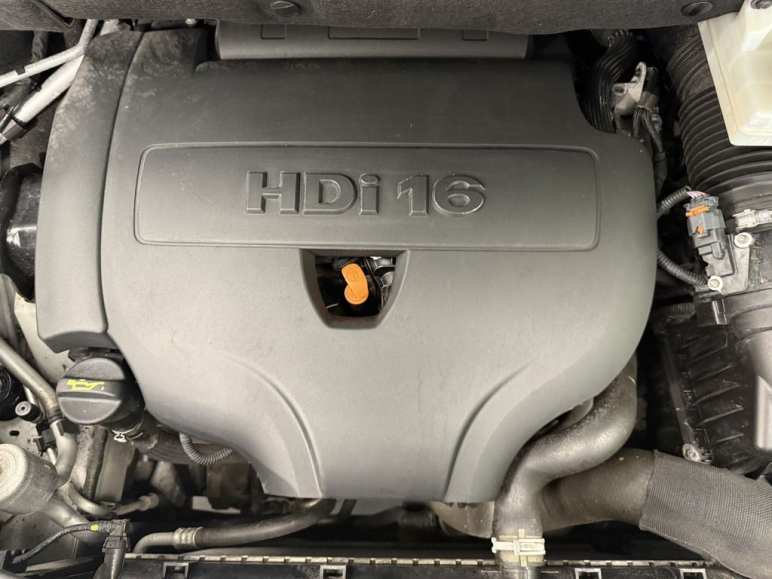 2.0 HDi DSport Hatchback 5dr Diesel Auto Euro 5 (1